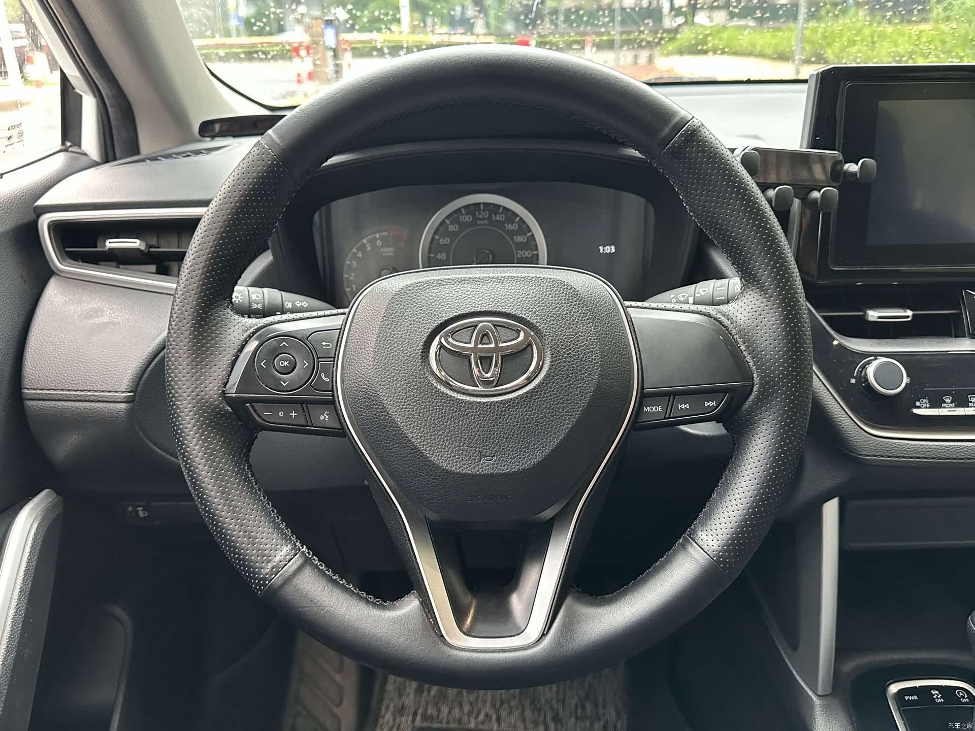 Toyota Frontlander, 2022 12