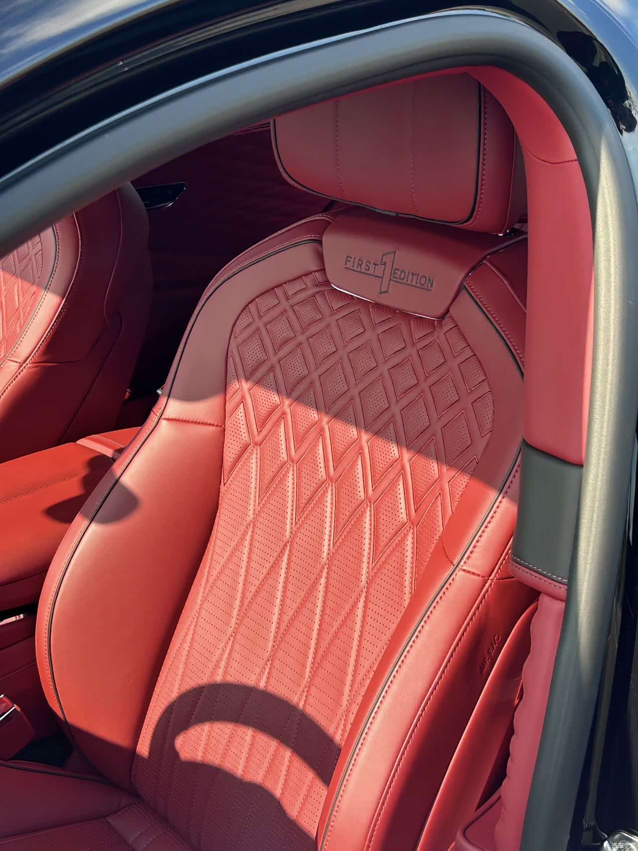 Bentley Flying Spur, 2021 7