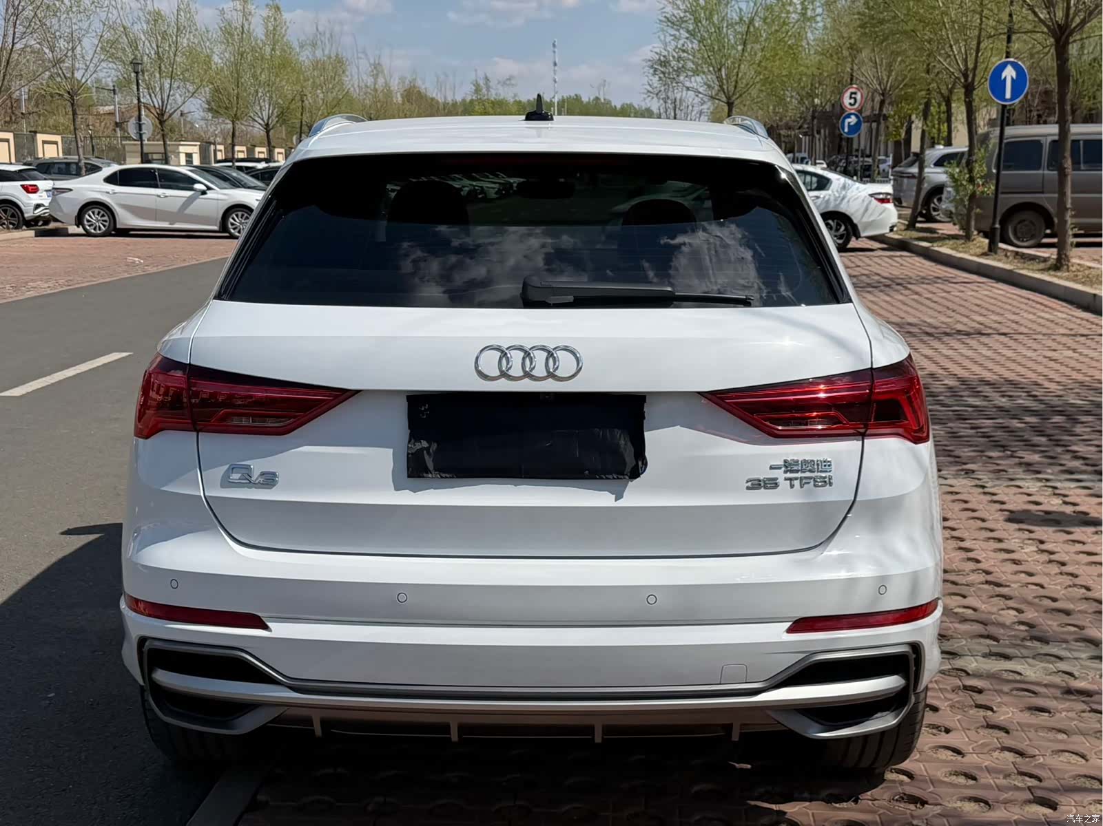Audi Q3, 2022 все фото