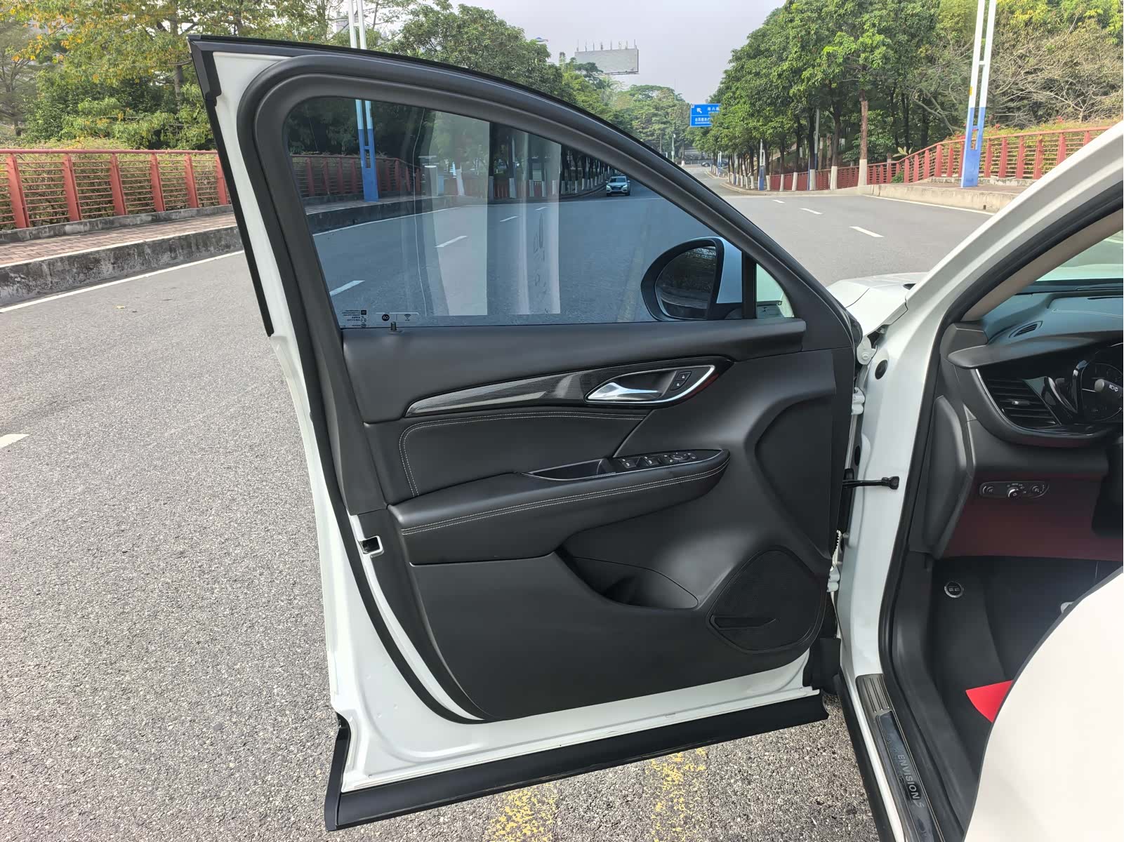 Buick Envision, 2022 13