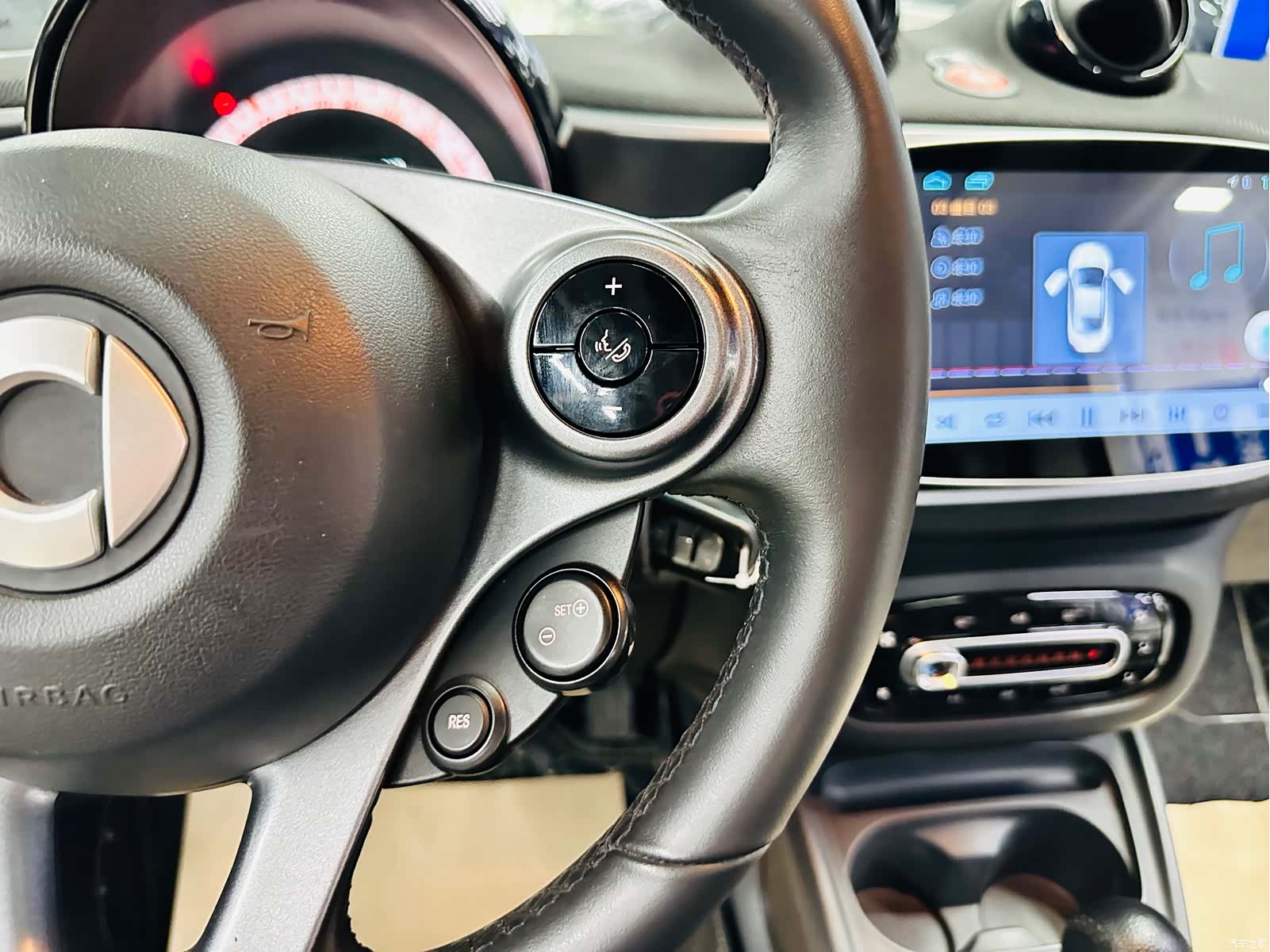 Smart Fortwo, 2018 39