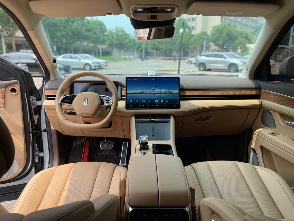 AITO Ask the world M7