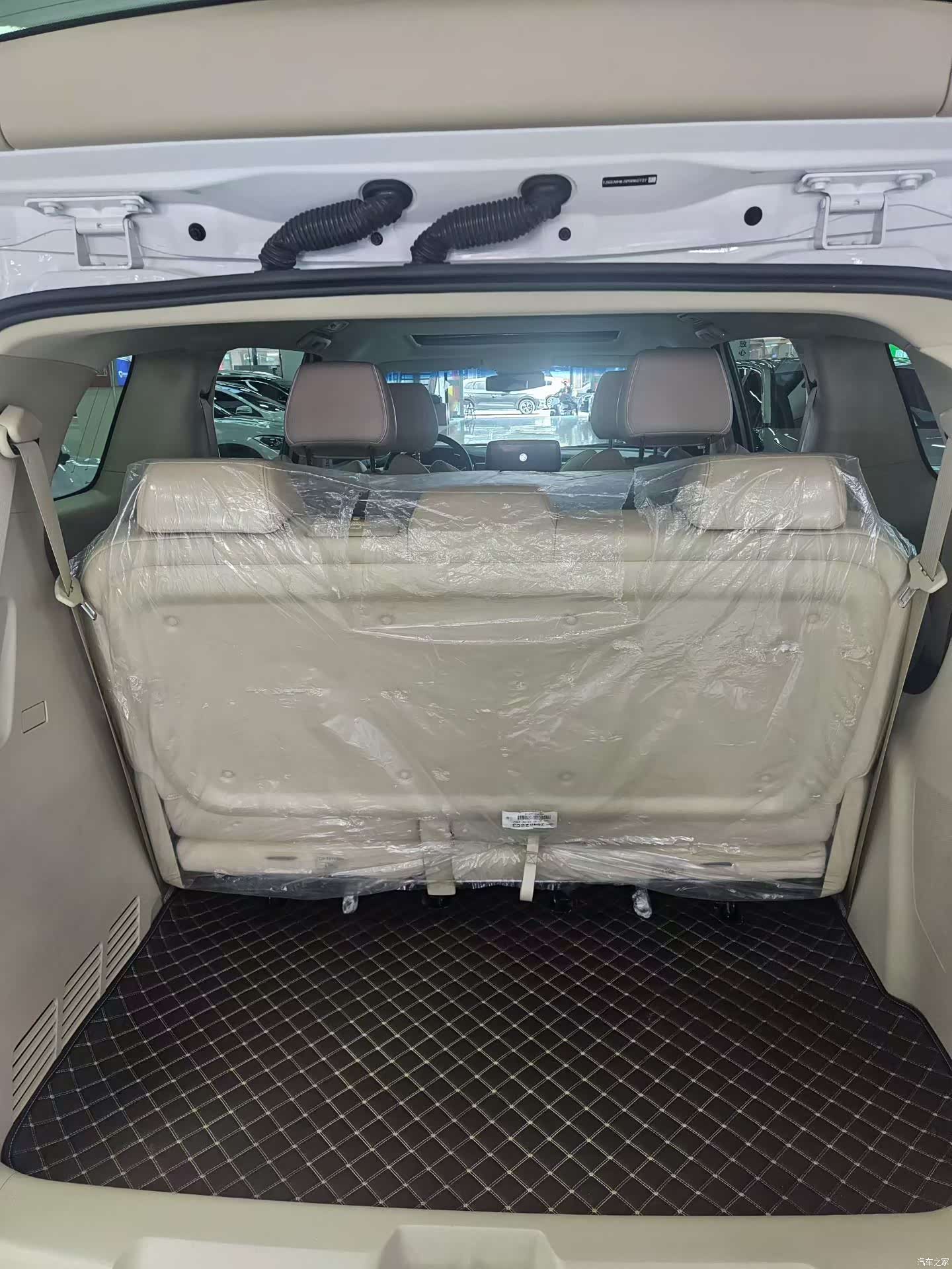Buick GL8, 2024 8