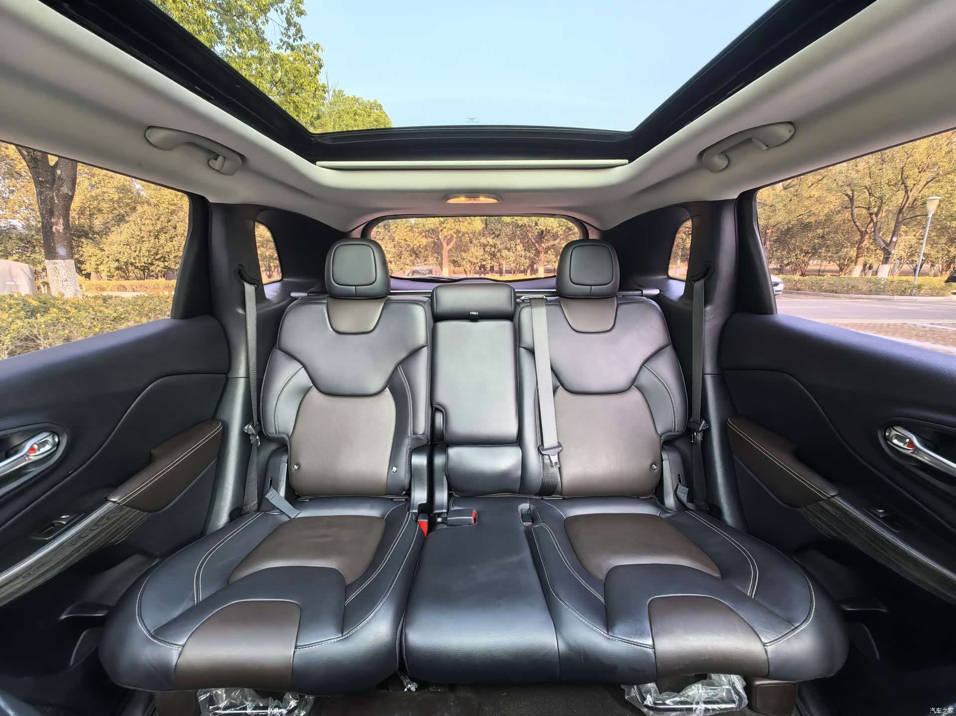 Jeep Cherokee, 2021 28