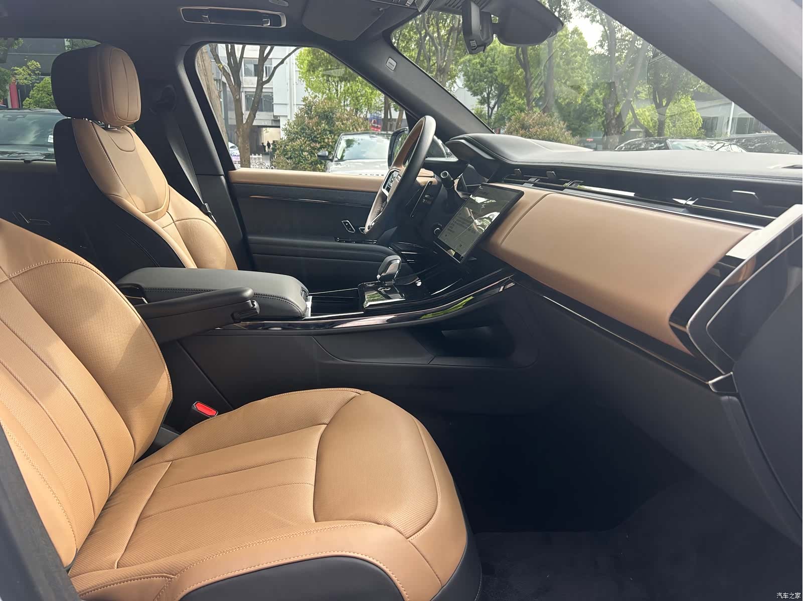 Land Rover Range Rover, 2024 все фото