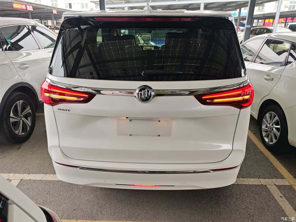 Buick GL8, 2022 6