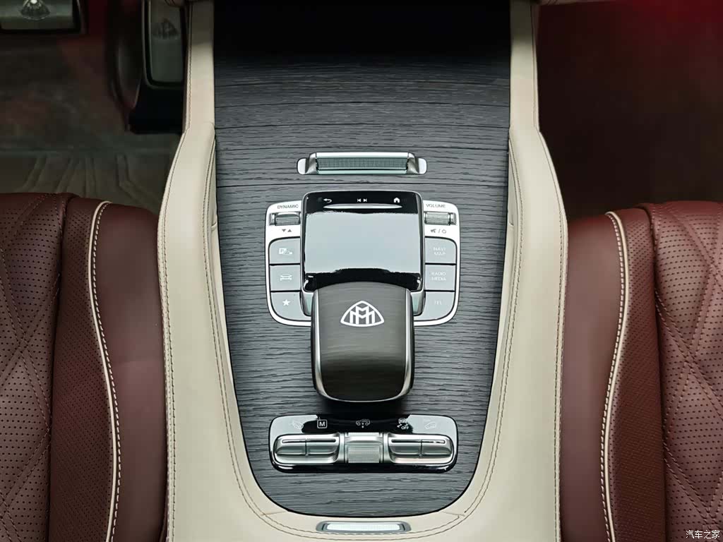 Maybach GLS, 2025 16