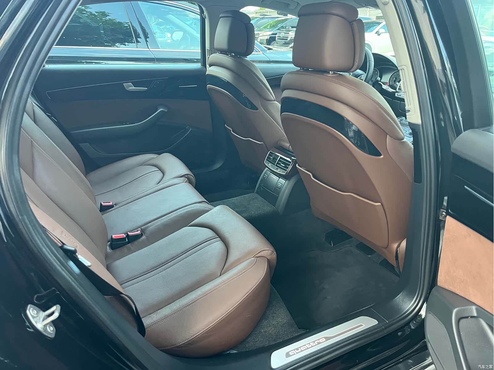 Audi A8L, 2016 32