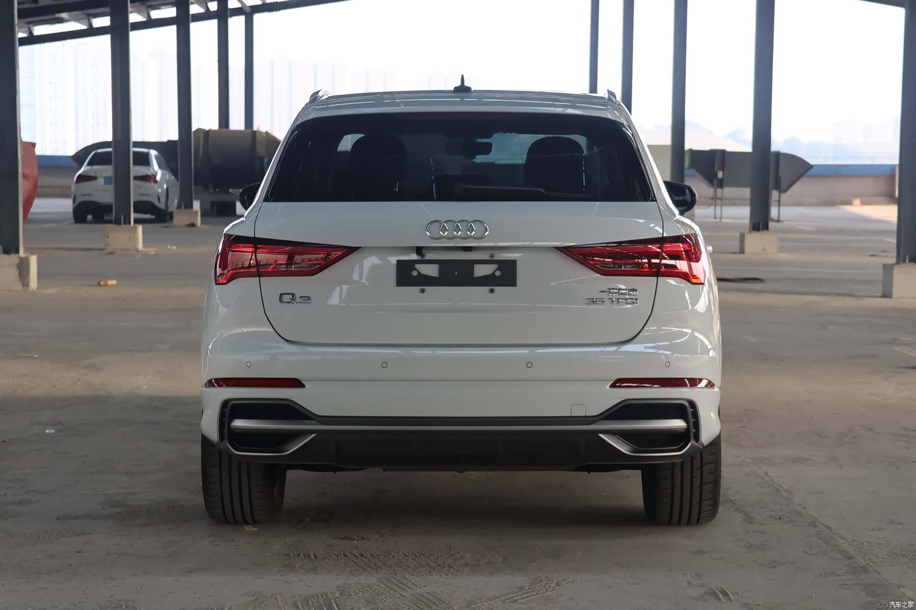 Audi Q3, 2023 6