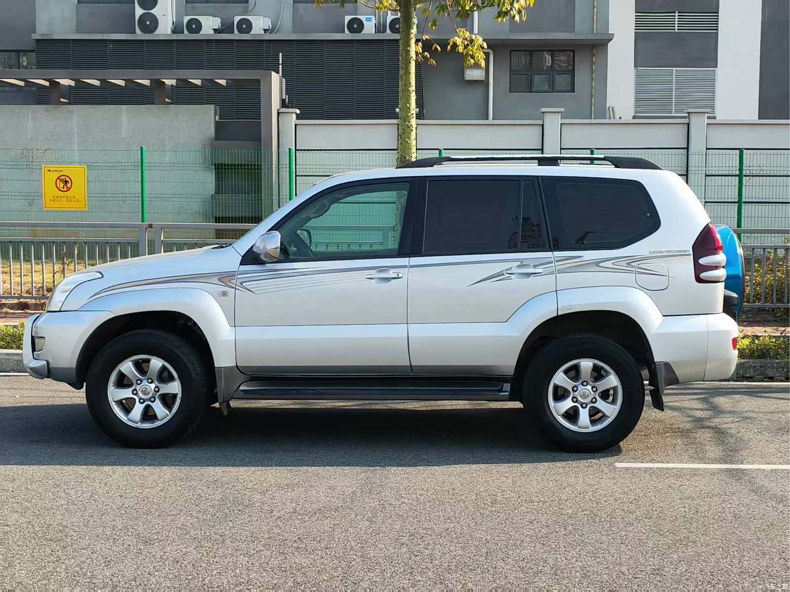 Toyota Prado, 2003 4