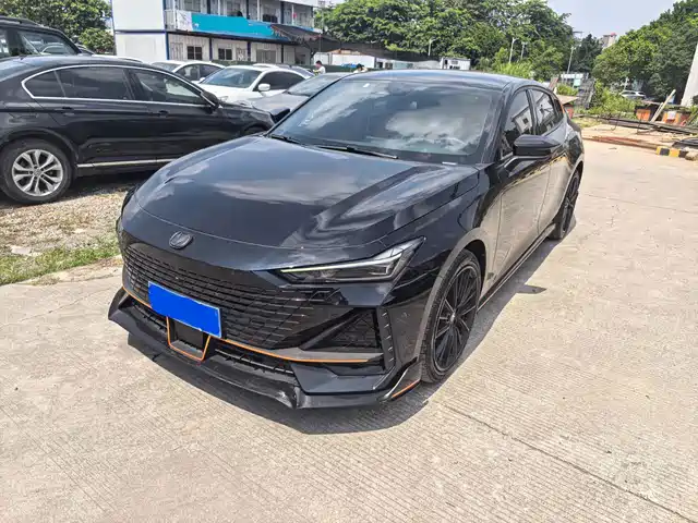 Changan UNI-V 2023 — купить из Китая под заказ