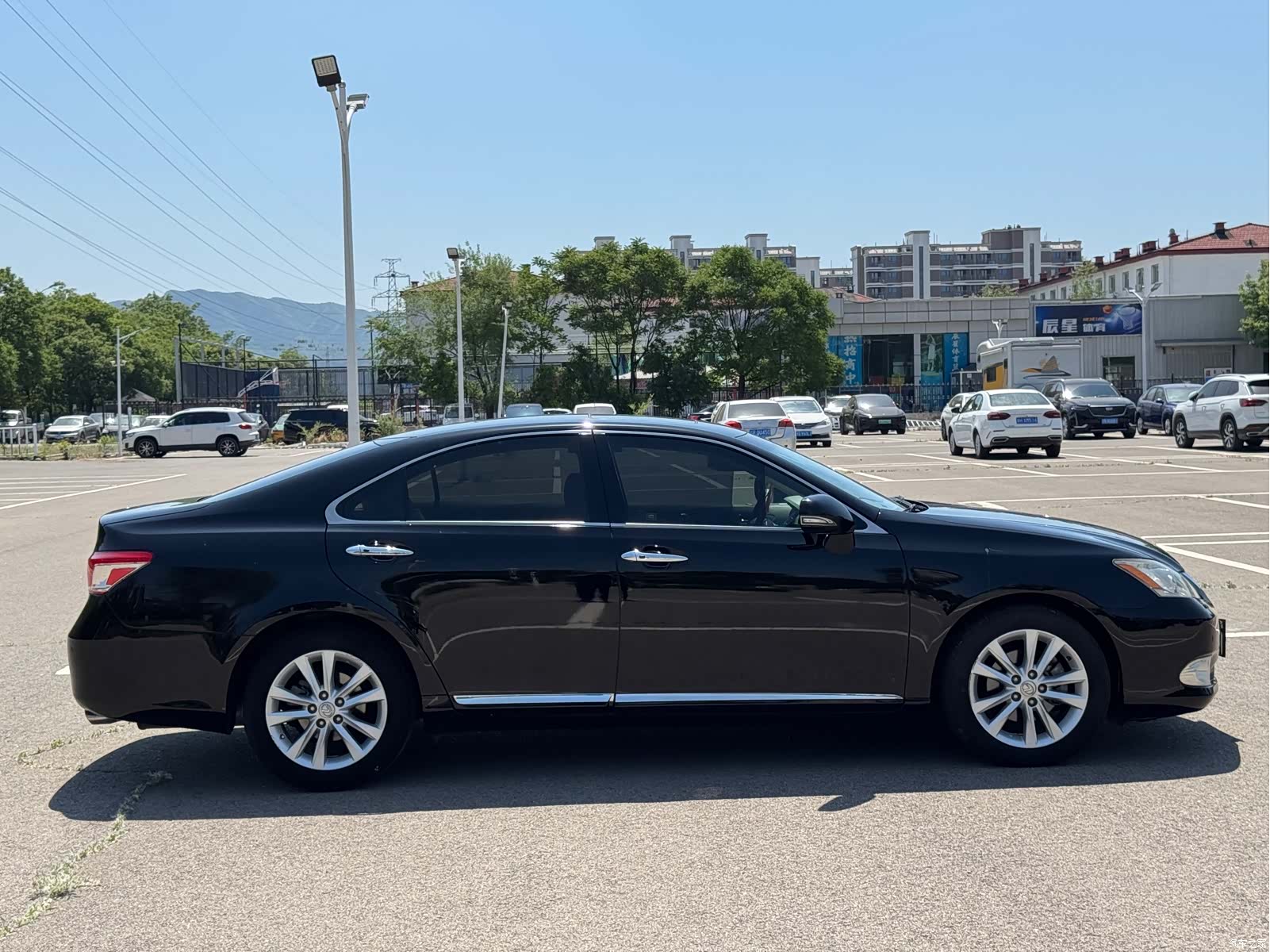 Lexus ES, 2011 8