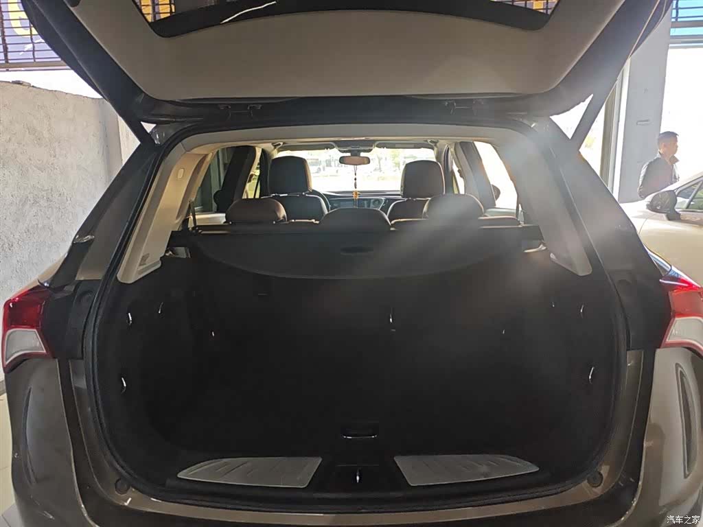 Buick Envision Plus, 2019 19