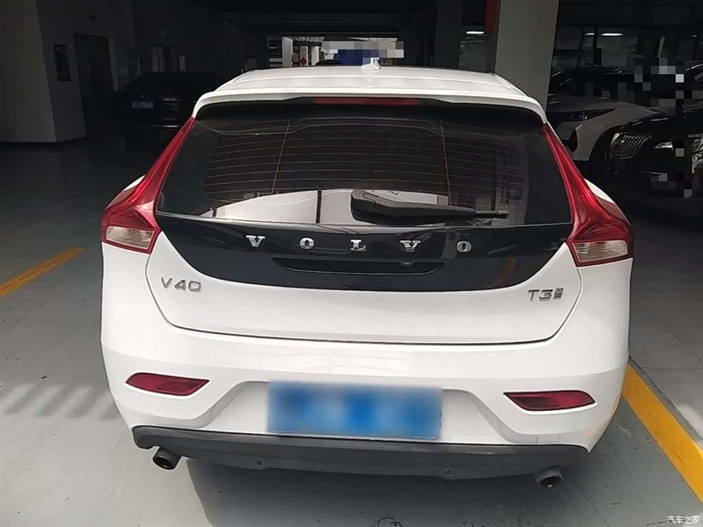 Volvo V40, 2019 6