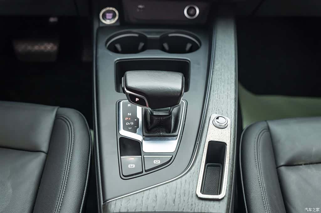 Audi A4, 2021 14
