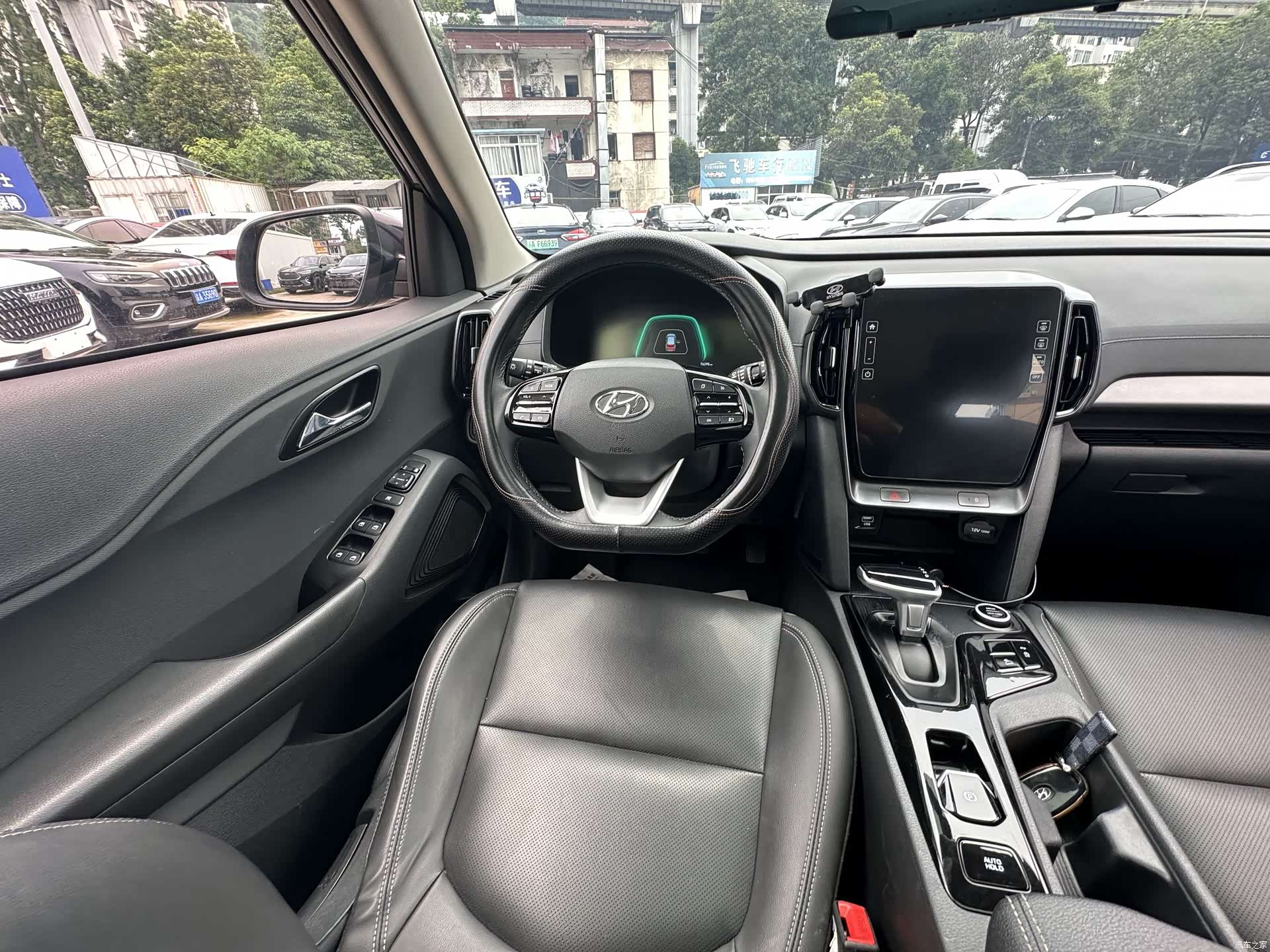 Hyundai ix35, 2022 17