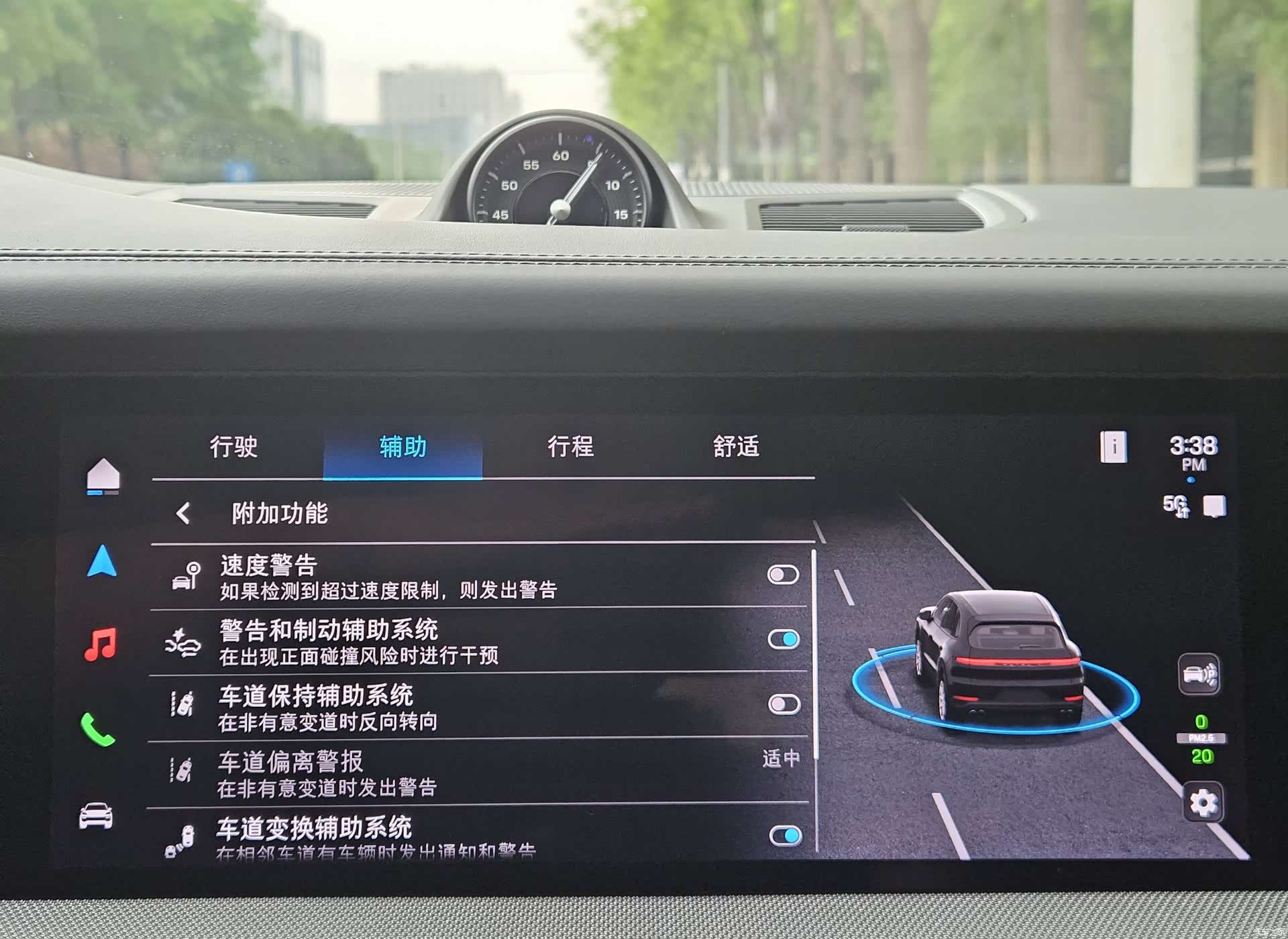 Porsche Cayenne, 2026 16