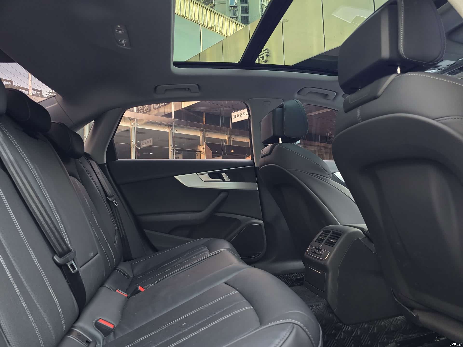 Audi A4L, 2024 13