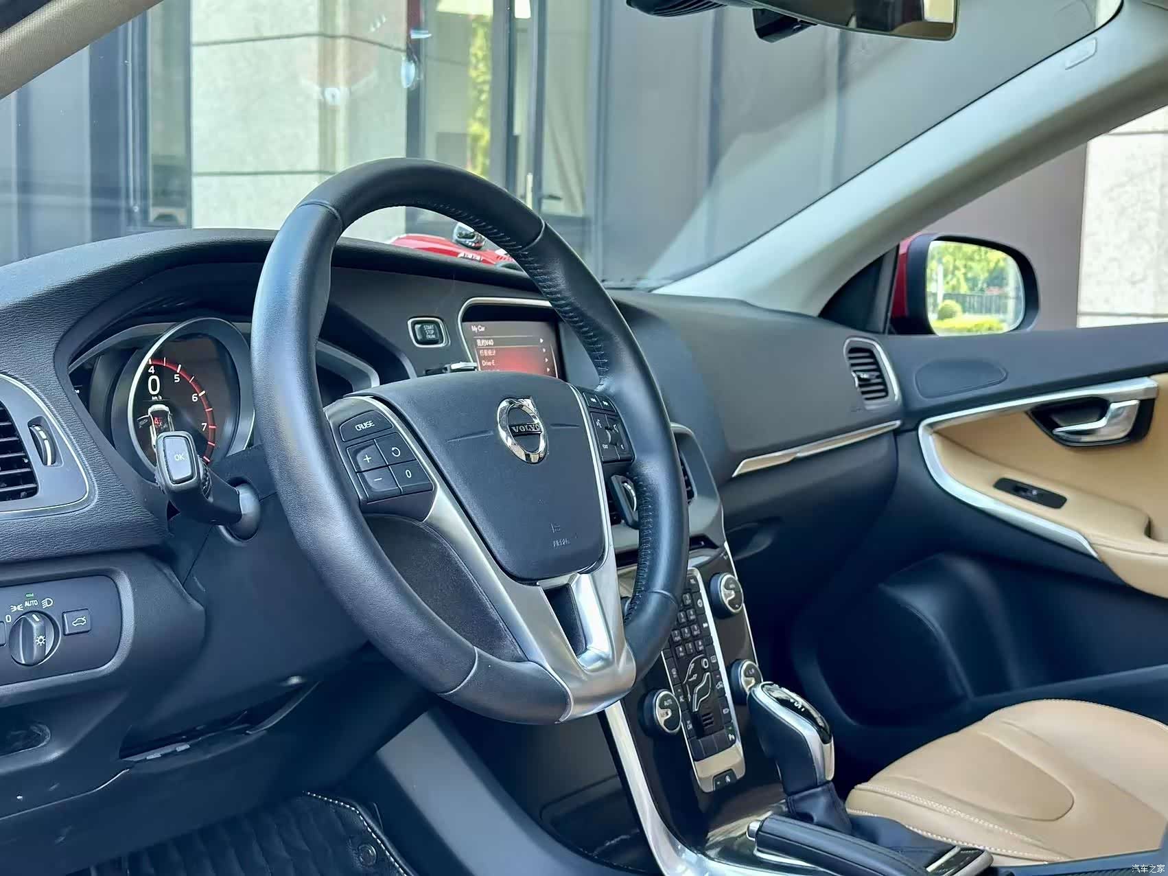 Volvo V40, 2018 10