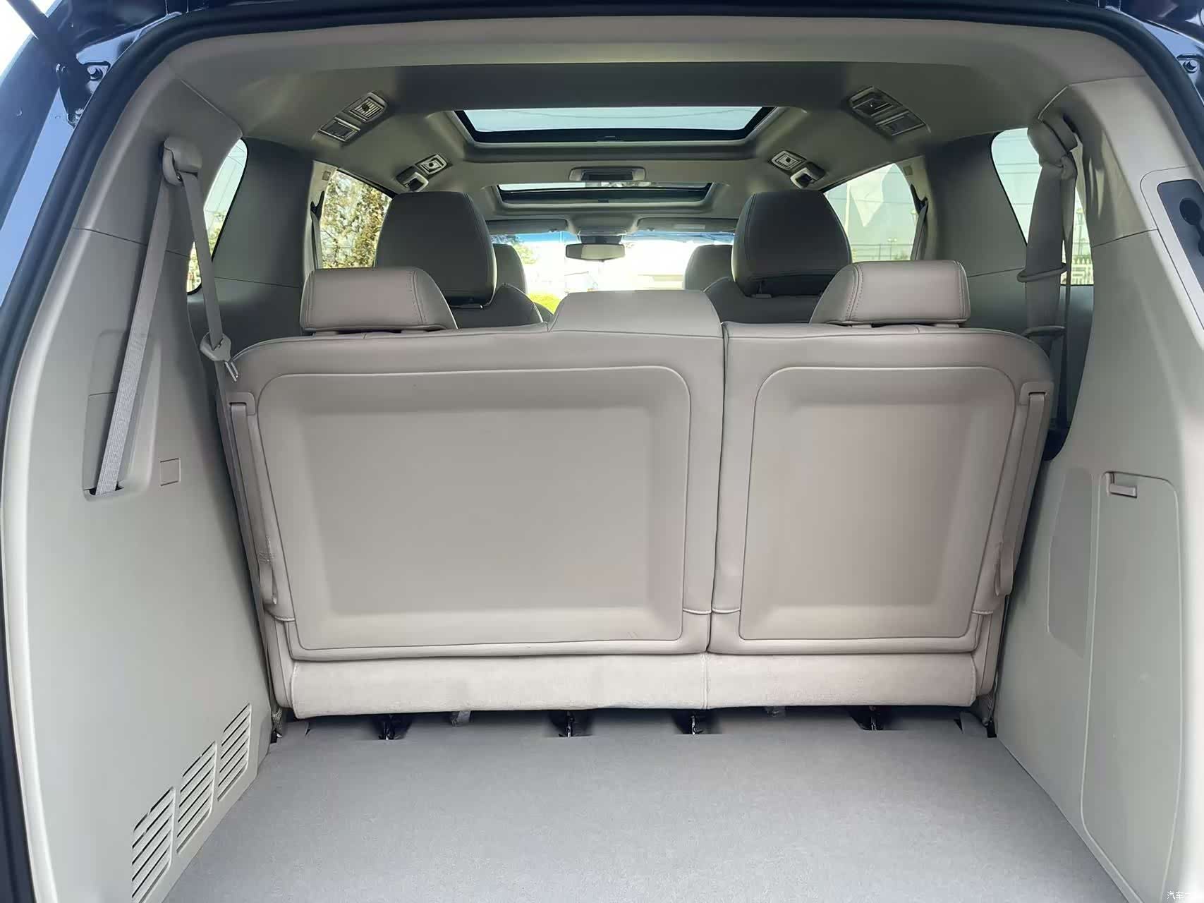 Buick GL8, 2015 18