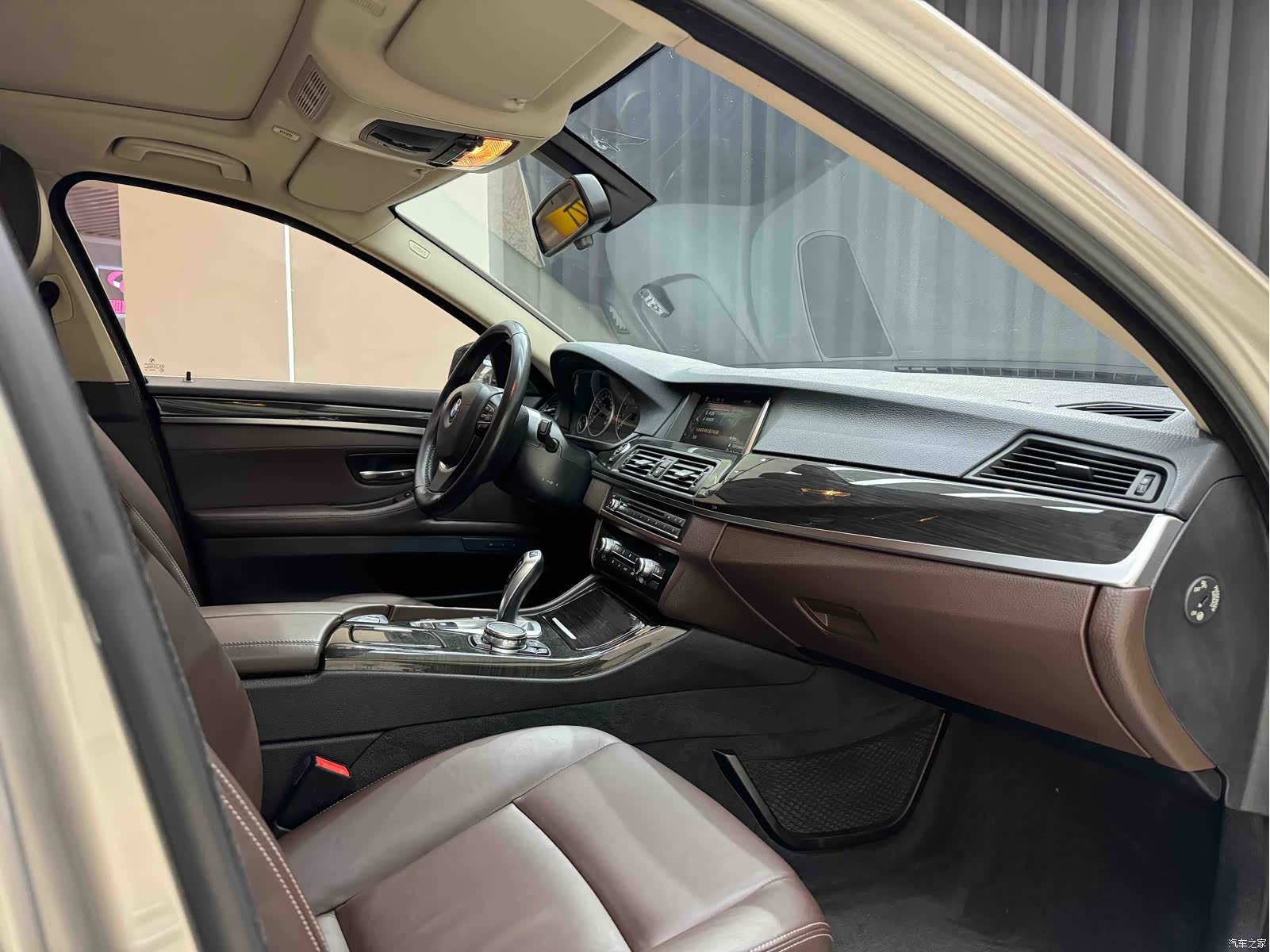 BMW 5 Series, 2016 30