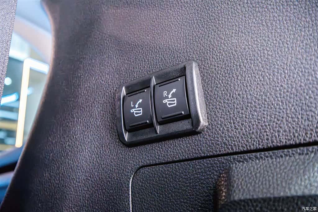 Toyota Sequoia, 2023 11