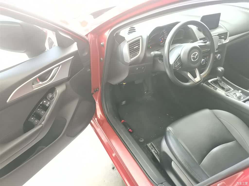 Mazda Mazda3, 2018 16