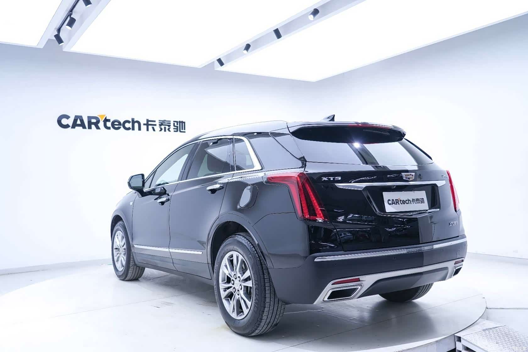 Cadillac XT5, 2021 21