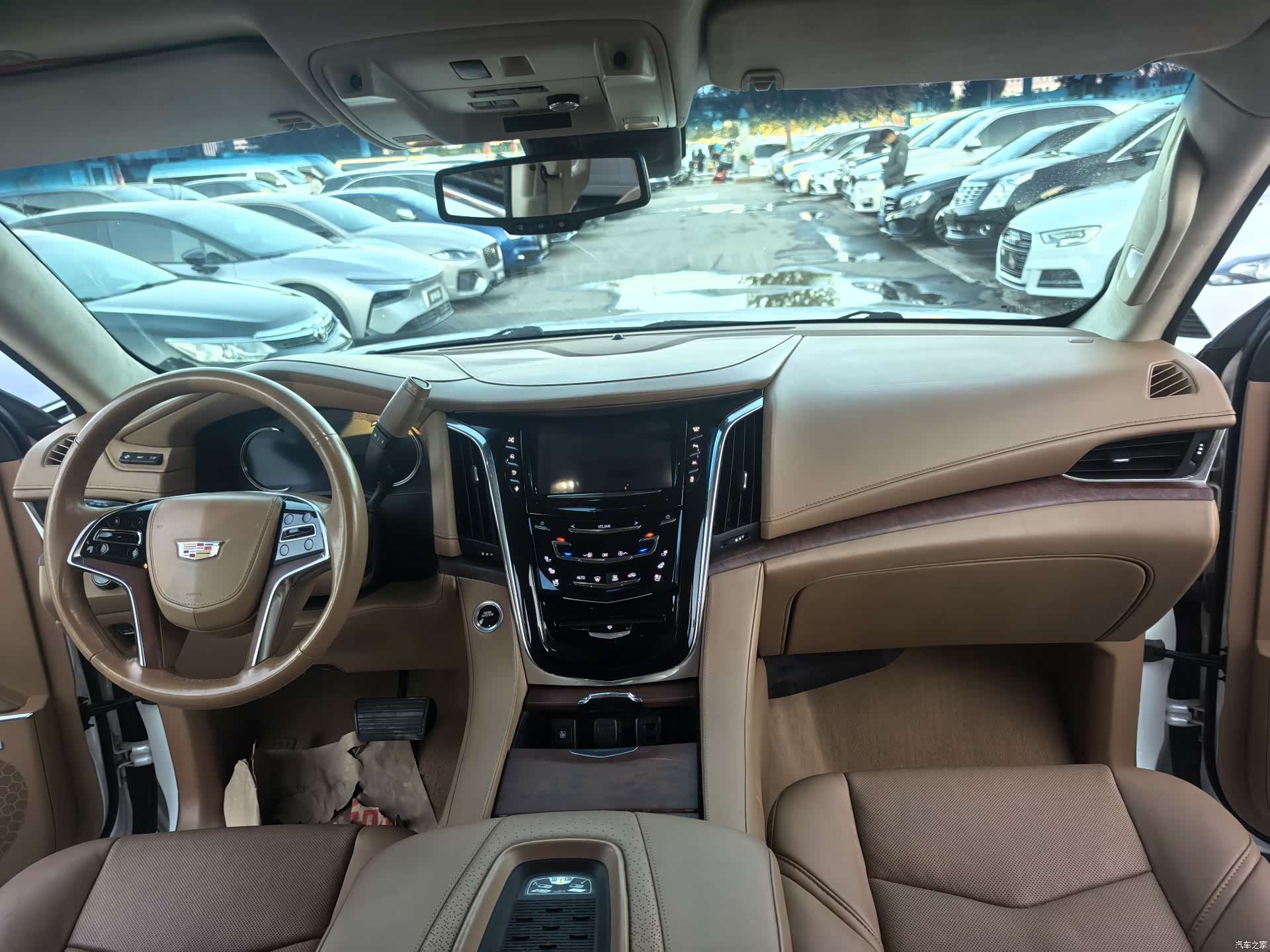Cadillac Escalade, 2017 9