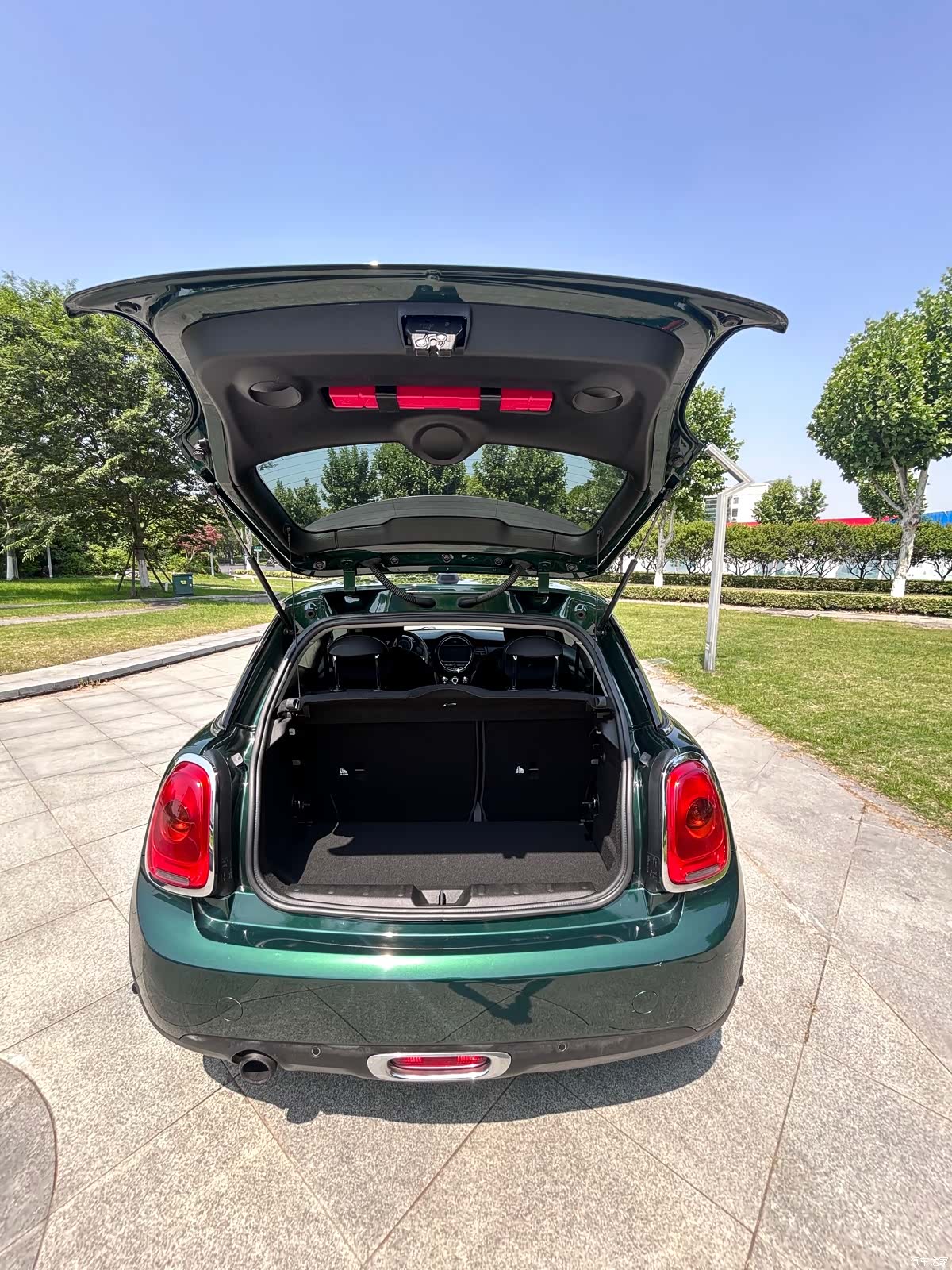 Mini ONE, 2017 13
