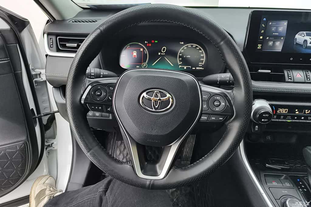 Toyota Wildlander, 2023 15