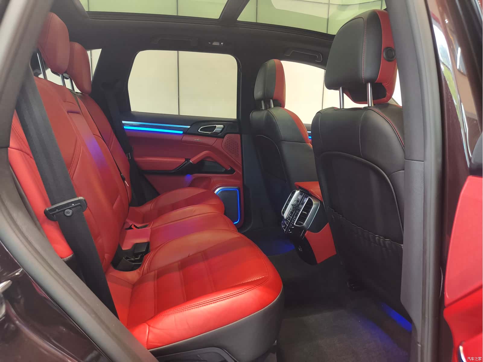 Porsche Cayenne, 2017 9