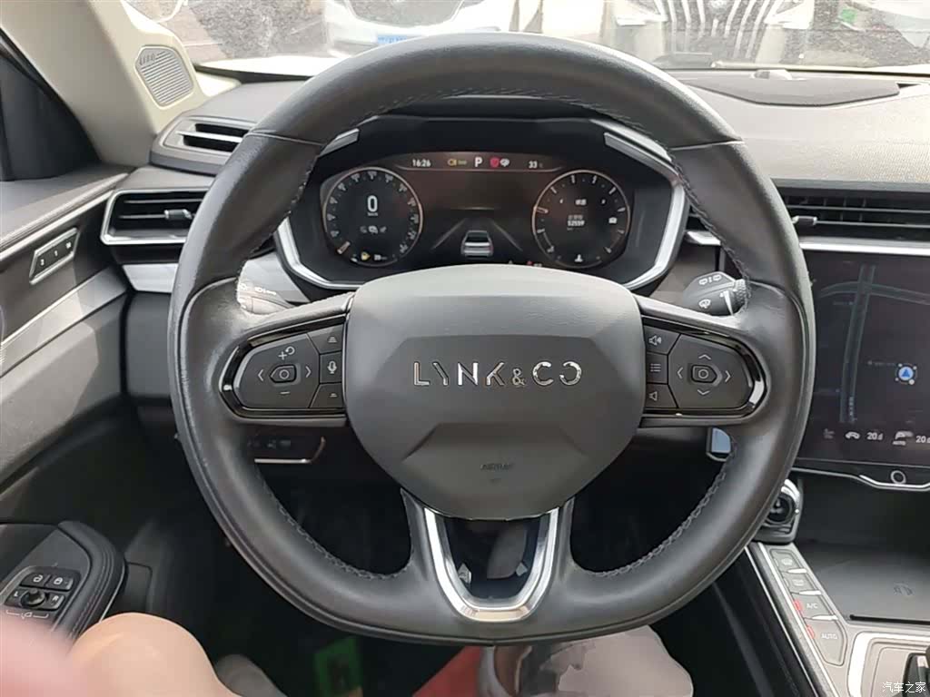 Lynk & Co 01, 2022 11