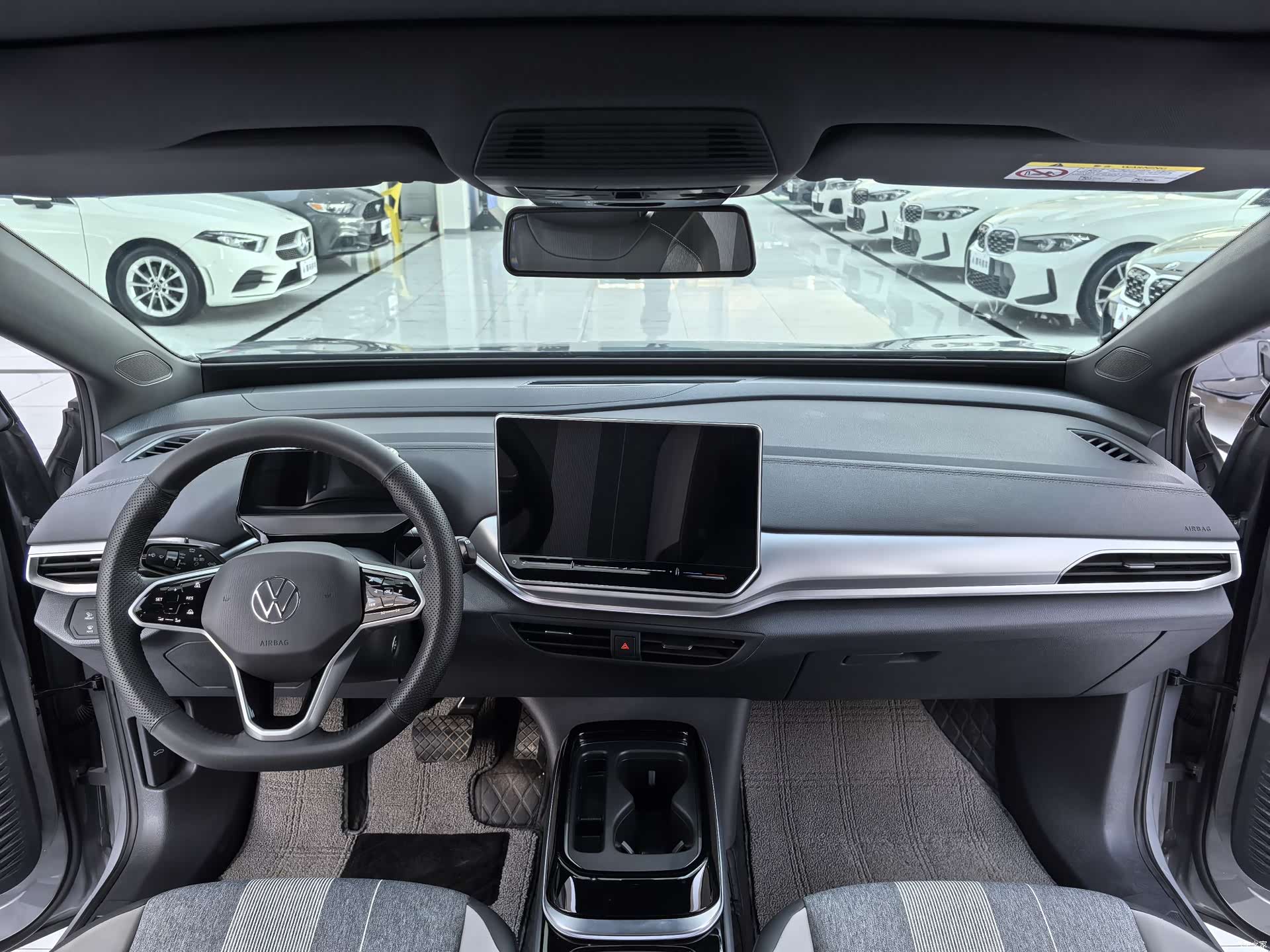 Volkswagen ID.4, 2025 9