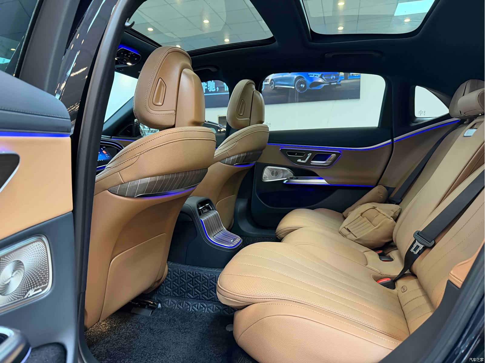Mercedes-Benz E-Class, 2025 9