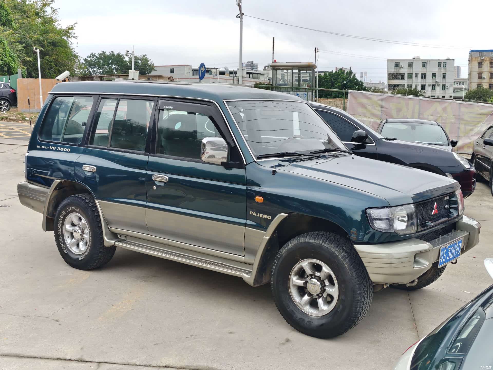 Mitsubishi Pajero, 1996 все фото