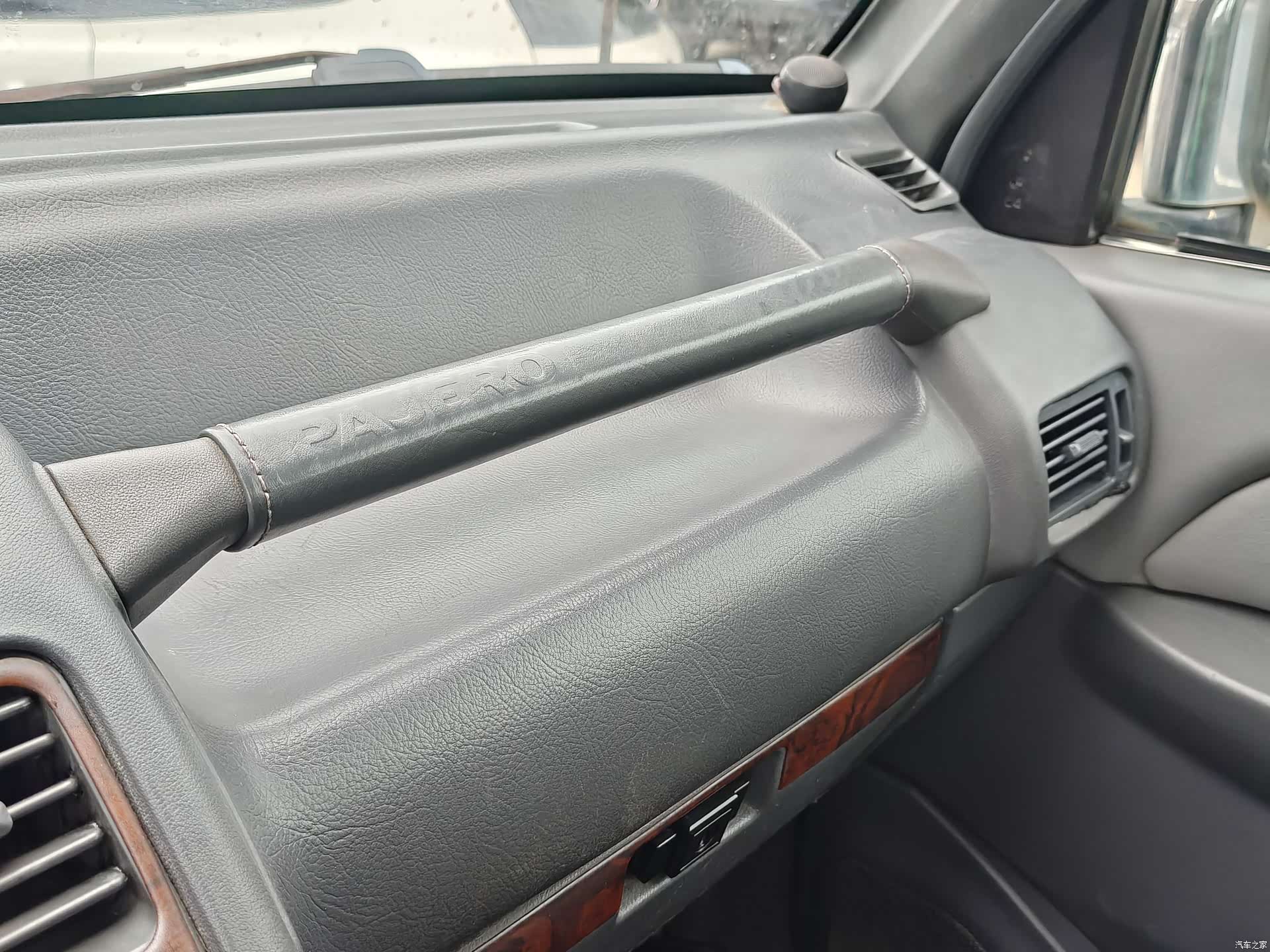 Mitsubishi Pajero, 1996 39