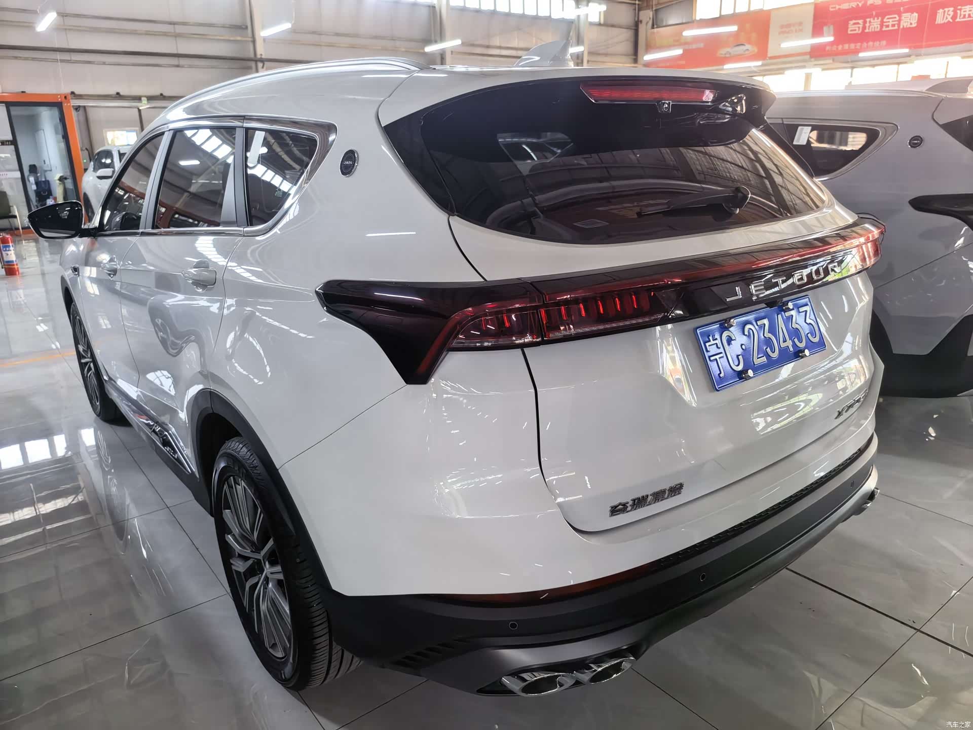 Jetour X70, 2025 14