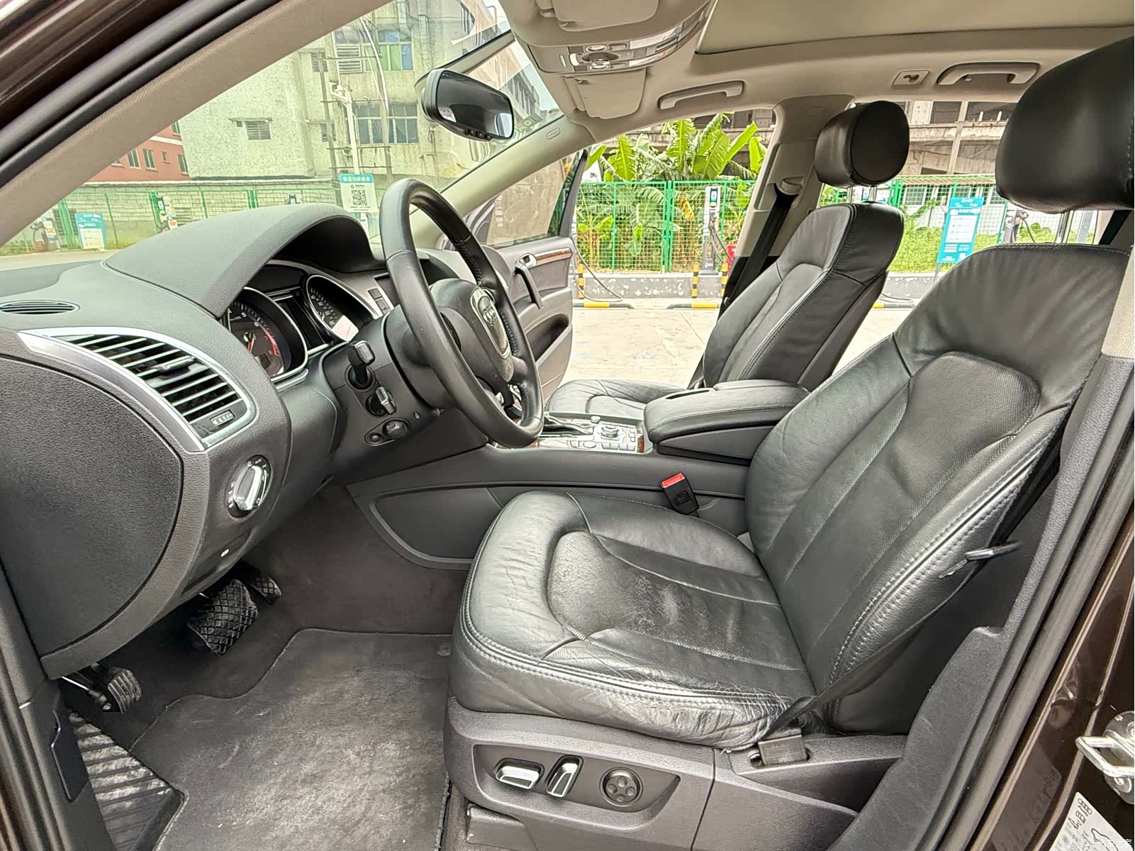 Audi Q7, 2012 4