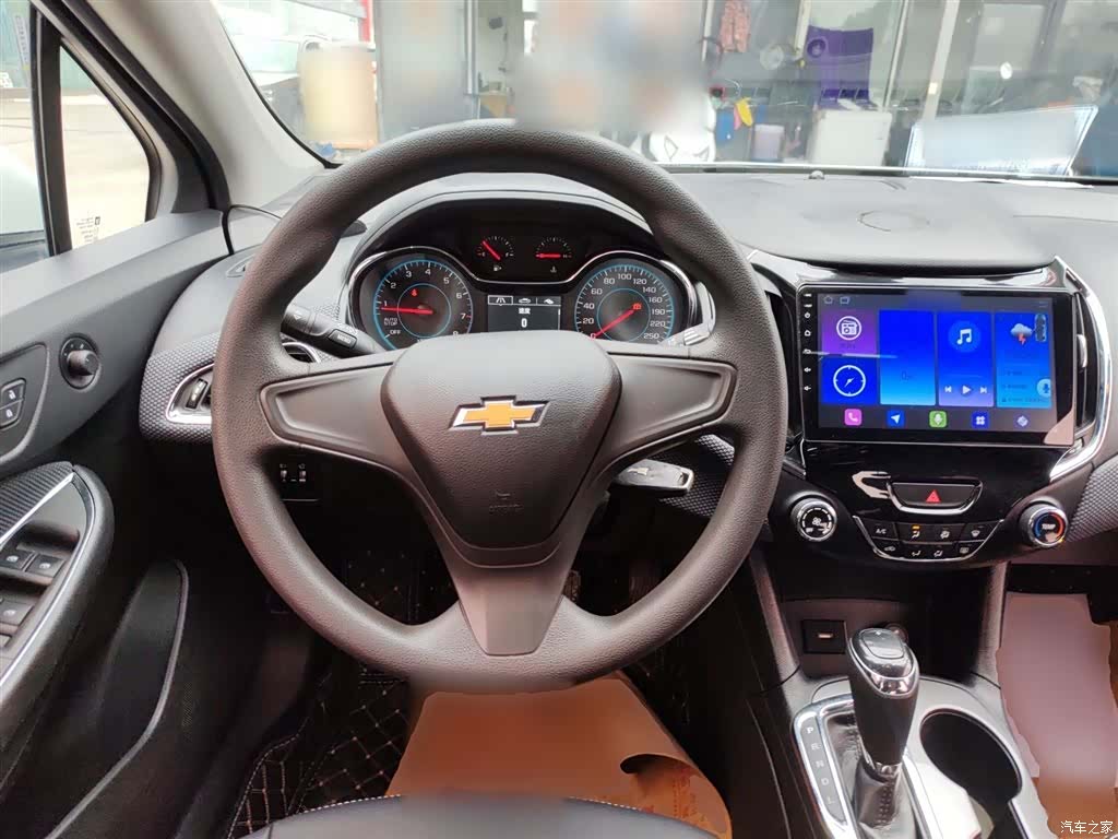 Chevrolet 320, 2018 11