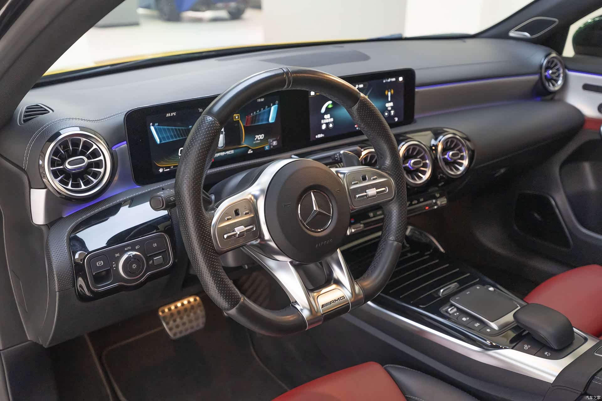 Mercedes-Benz A-Class, 2021 10