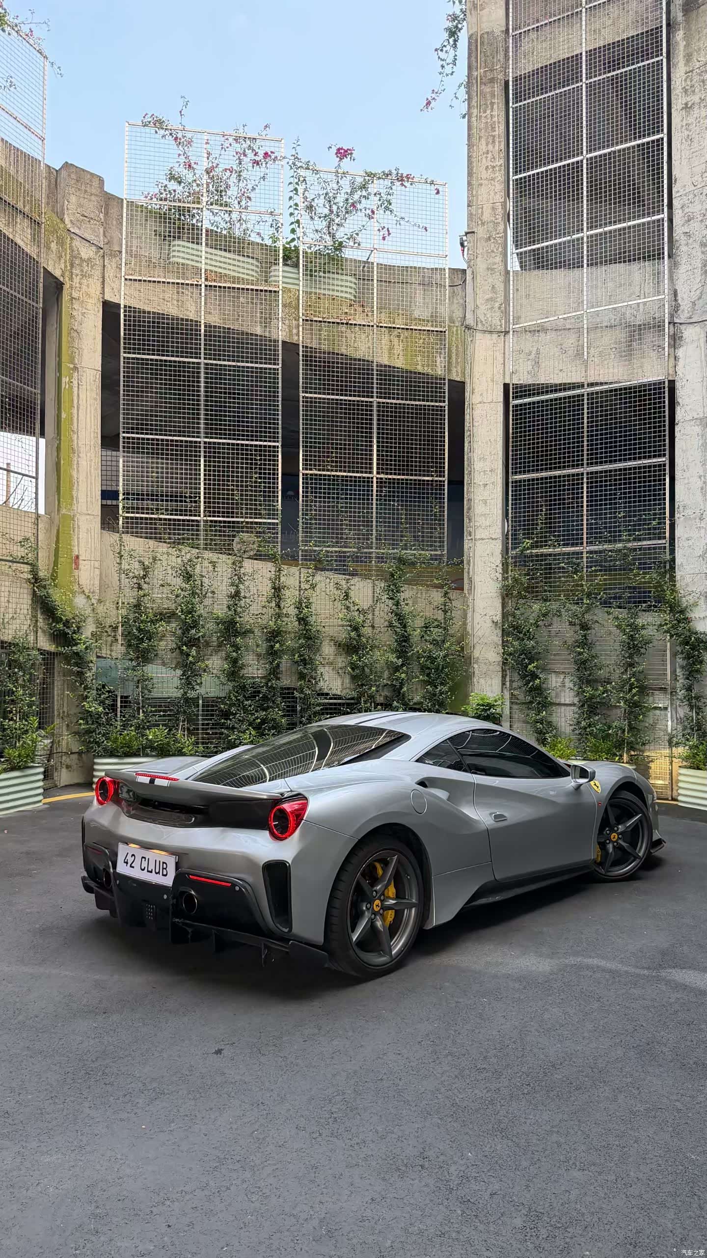 Ferrari 488, 2016 2