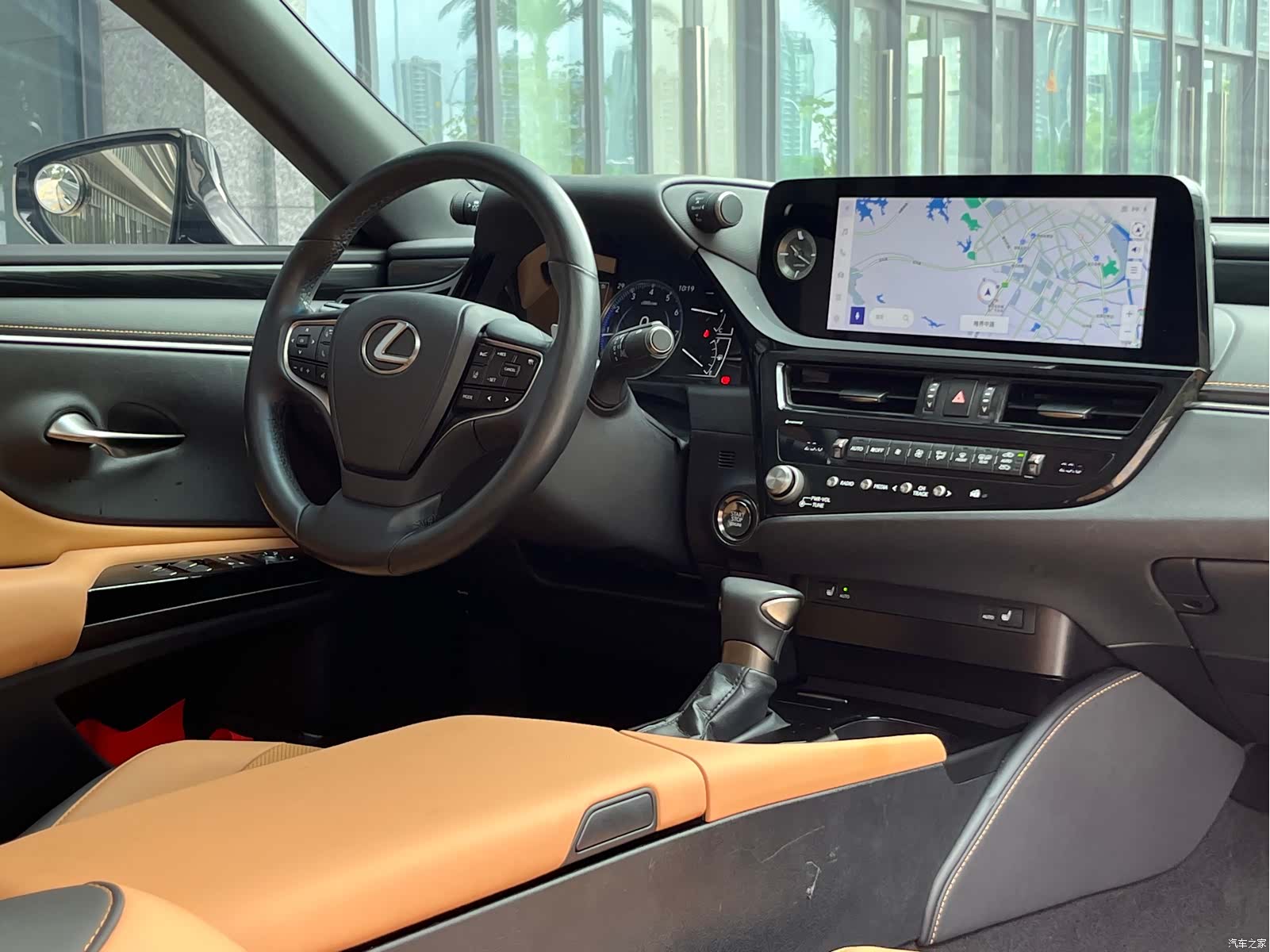 Lexus ES, 2024 12