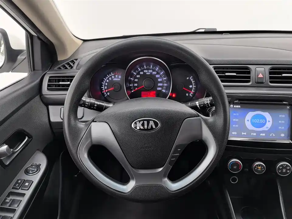 Kia K2