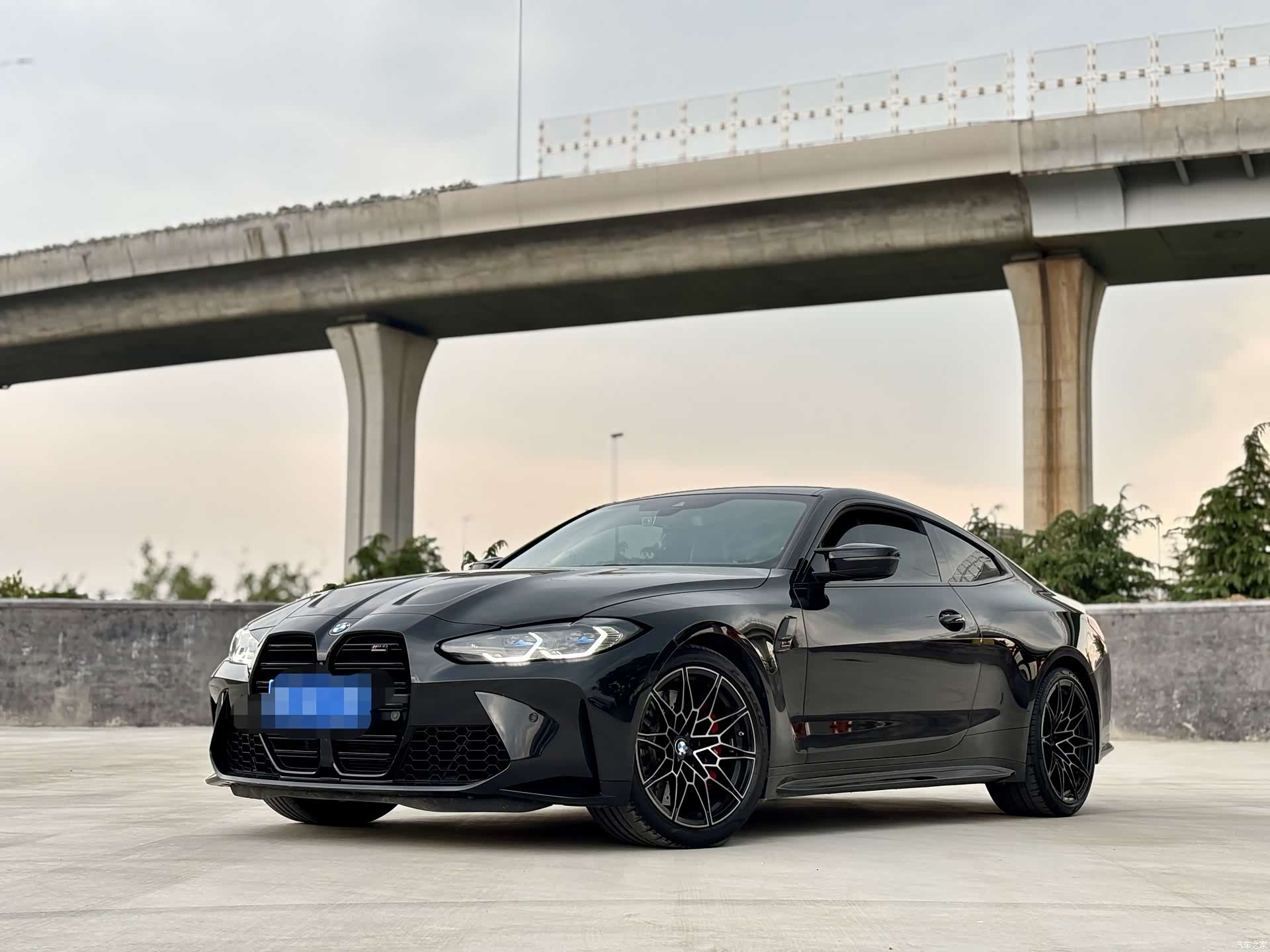 BMW M4, 2023 1