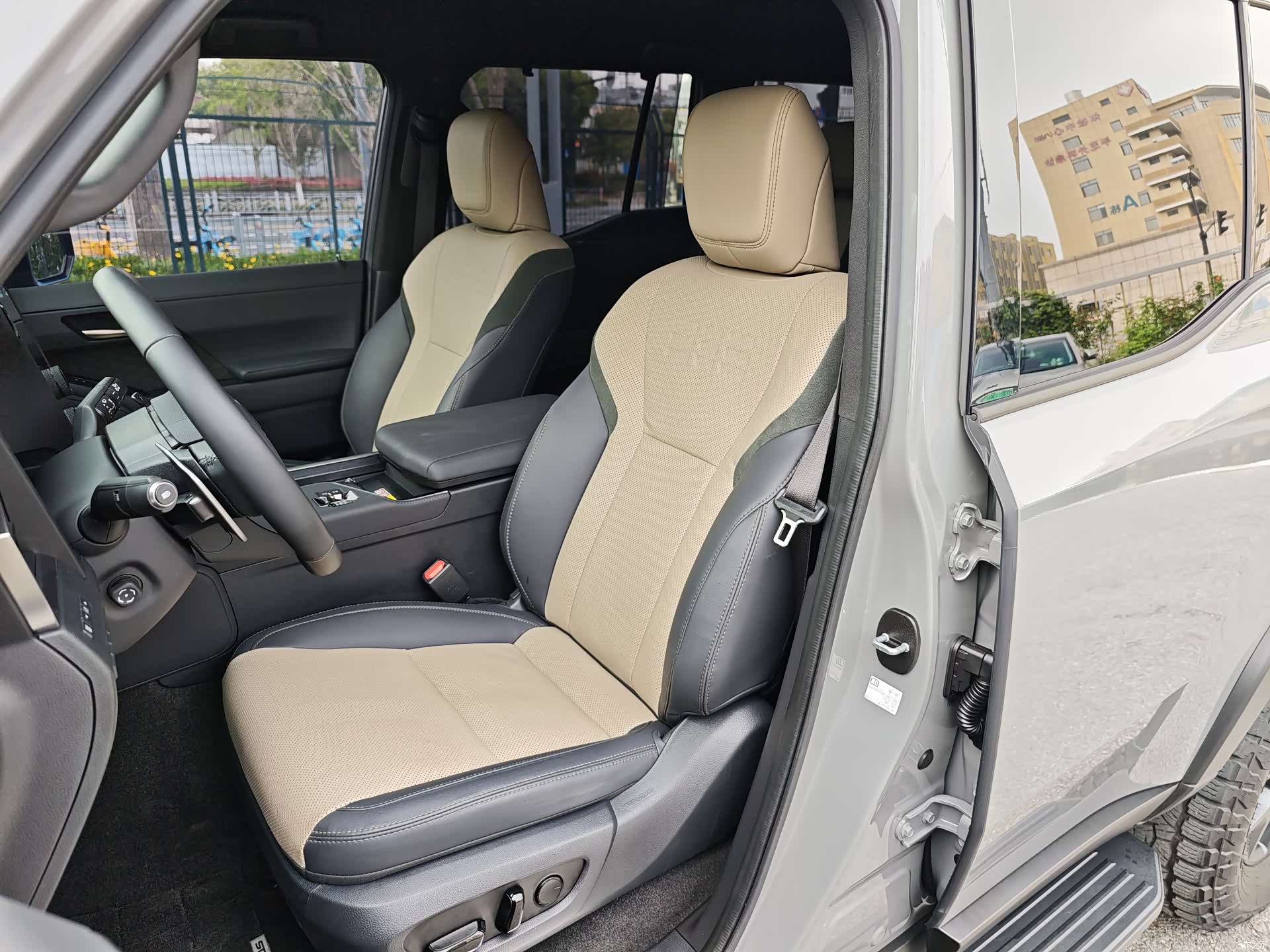 Lexus GX, 2024 11