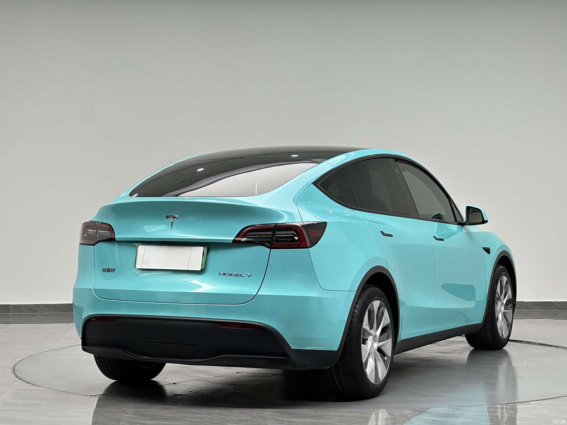 Tesla Model Y, 2023 8