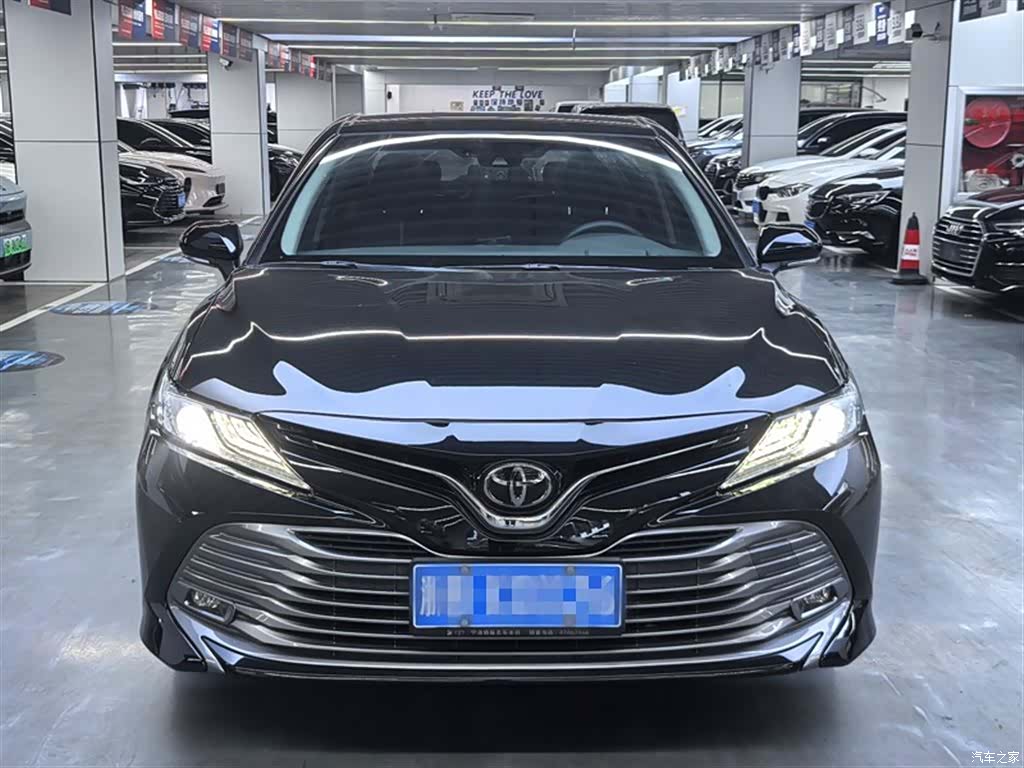 Toyota Camry, 2020 2