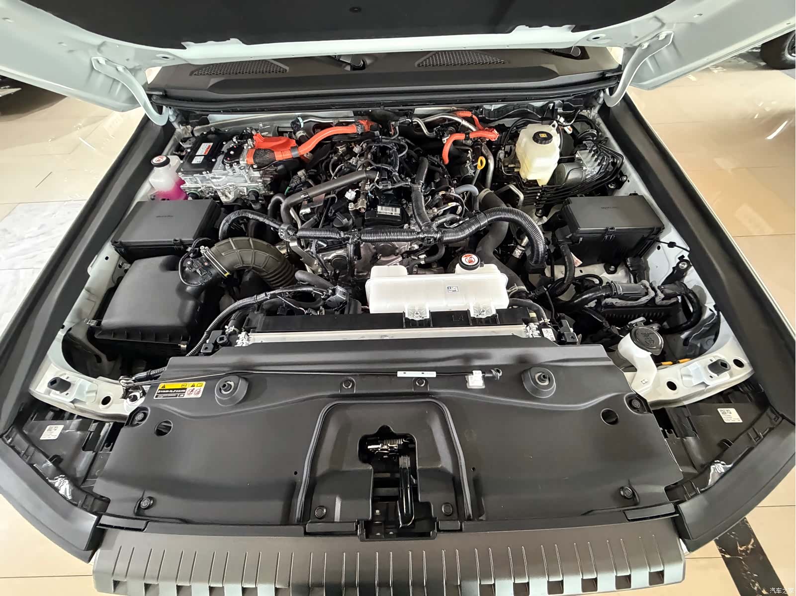 Toyota Prado, 2026 18