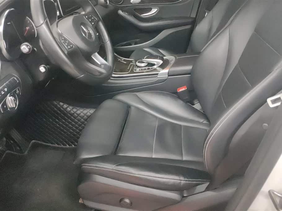 Mercedes-Benz GLC Mercedes-Benz GLC